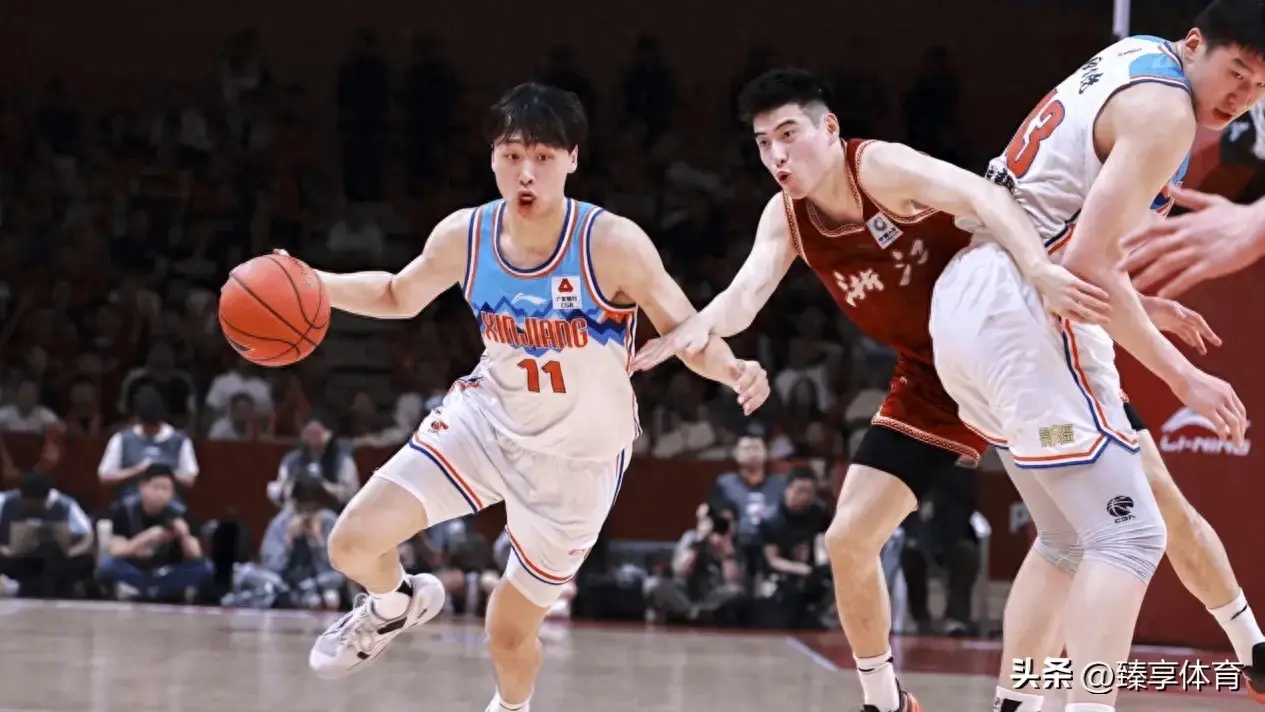 九游体育- C9观众热烈欢呼！，费德勒迎来二十赛季出色发挥比赛高潮迭起