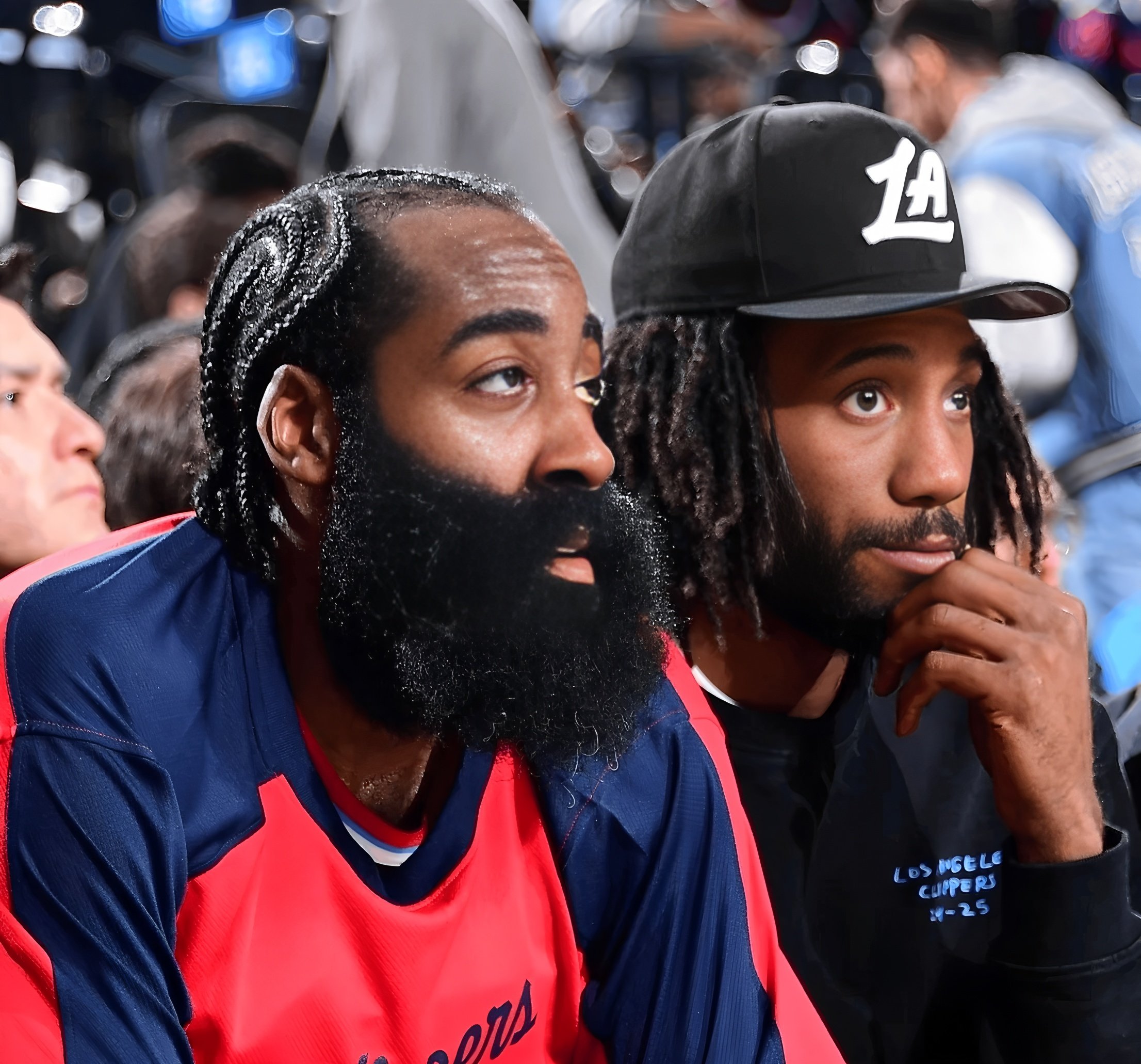 九游体育- 哈登在湖人比赛中大胜,出色防守引发热议的是谁 